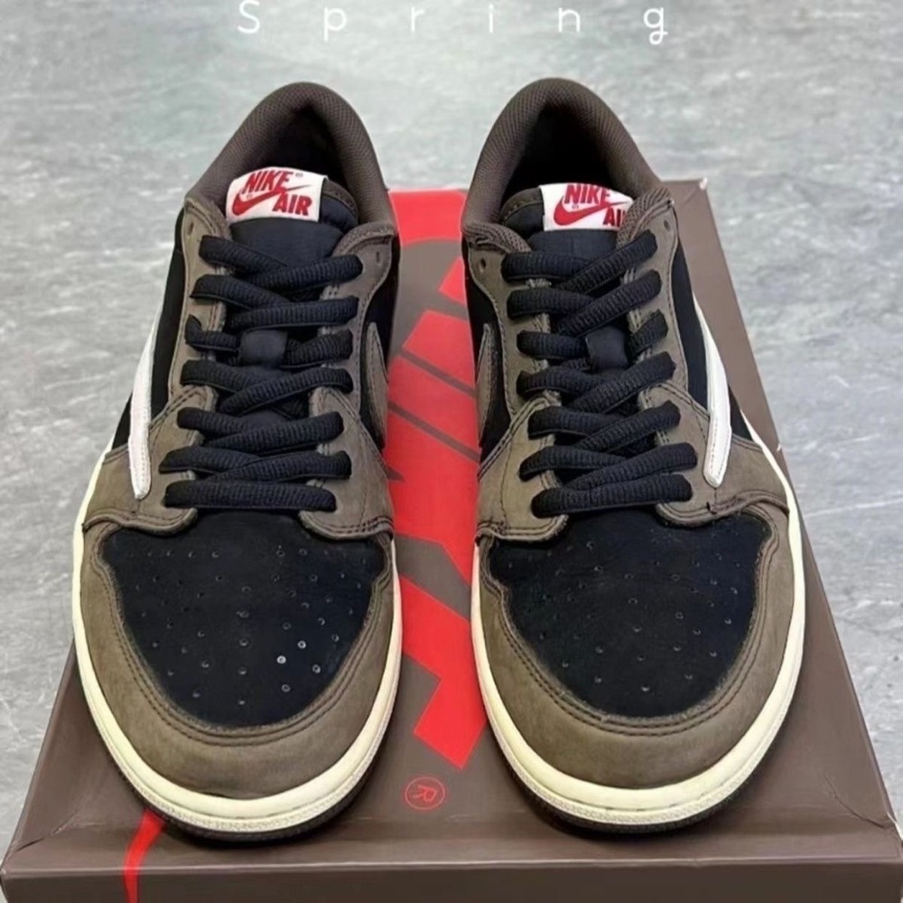 Men’s Low-Top Sneakers - Black & Brown